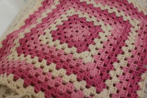 5-crochet-baby-blanket-2012