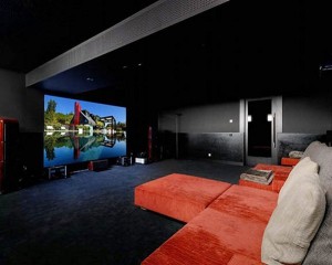Design-of-Home-Theater-Modern-Dining-House-in-Madrid-Spain