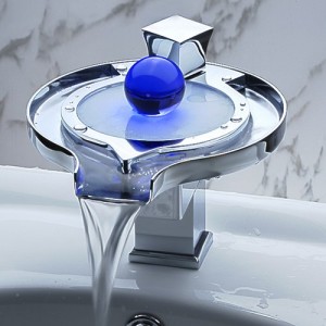 Single-Handle-Special-Frisbee-Design-Waterfall-Bathroom-Vanity-Sink-LED-Faucet