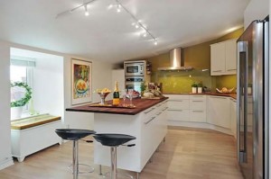 Swedish-Residence-05-Contemporary-Kitchen-Tables