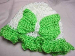 baby_hat_lime_green_white_bow_ruffle_cloche_hand_crocheted_soft_5dae3eb6