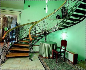 Amzing-Wooden-Stairs-and-Iron-Railing-Interior-Design-Ideas-with-Pictures30