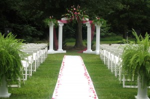 Garden-Wedding-Decorations-Design