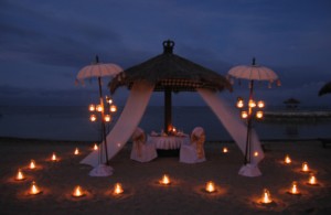 file1904491_bali-tropic-resort-romantic-dinner