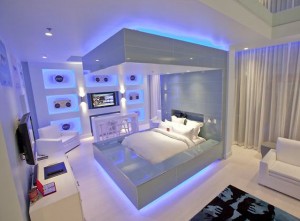 modern-master-bedroom-with-amazing-lighting-creation