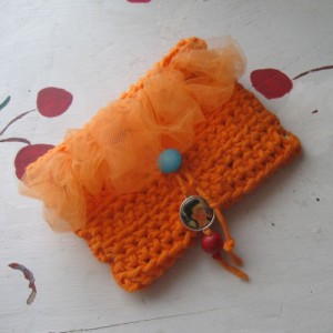orange_crochet_wallet_frida_1b6f4c86