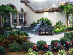 small-front-yard-water-feature-landscaping-ideas