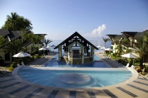 Stunning-Pool-Design-Modern-Resort-Beach-Haven-Design