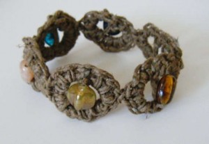 beaded-hemp-crochet-bracelet