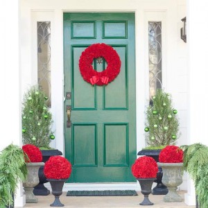 christmas-front-door-decoration-red-colors