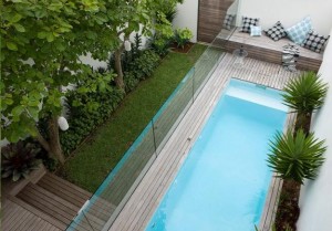 small-backyard-landscaping-ideas-swimming-pool-2
