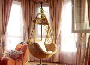 Hanging-Chair-Bedroom