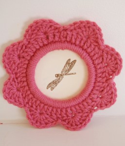 beautiful crochet frame