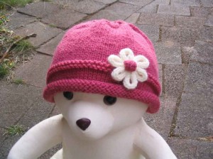 baby hat knited with flower