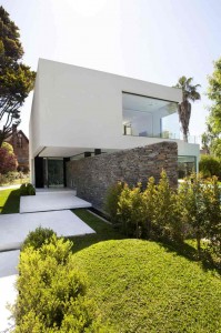 The-Carrara-House-by-Andres-Remy-Arquitectos-9