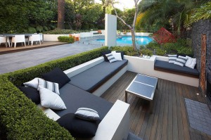 Outdoor-Living-with-Sunken-Lounge-views-to-pool-and-surrounding-greenery