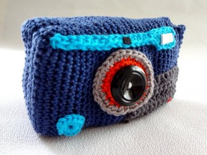 crochet camera case 2