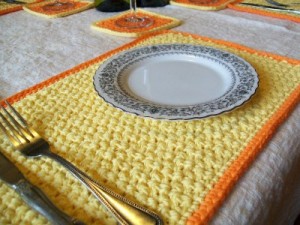 crochet-sunrise-placemat-set-9-e1363791475632