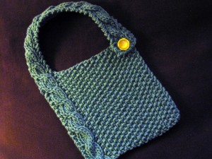 knit_baby_bib