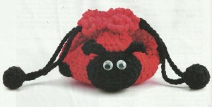 crochet-girl-purse