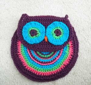 crocheted_owl_purse_by_poisons_sanity-d4nt5r5