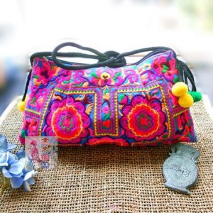 2014-new-classic-National-trend-embroidery-bags-handmade-fabric-shoulder-bag-fringe-women-handbag-messenger-bags