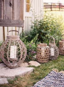 outdoor-wedding-reception-decorations-wire-candle-lanterns1