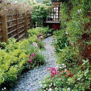 stone-pebble-garden-paths-landscaping-ideas-5