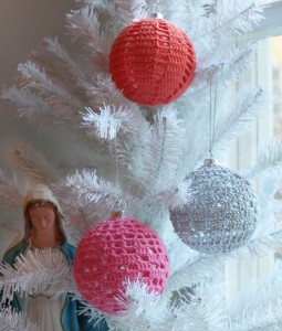Crocheted-Christmas-ornament1