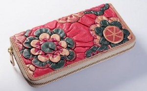 Women-Classic-Leather-Wallets