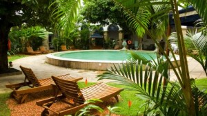 Pool and Garden at Convento do Carmo Hotel