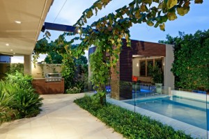 swimming-pool-ideas-for-small-backyards-2013-890x593