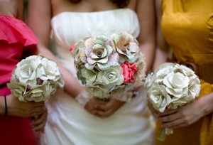 Paper-Flower-Wedding-Bouquets-7