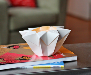 origami-candle-holder